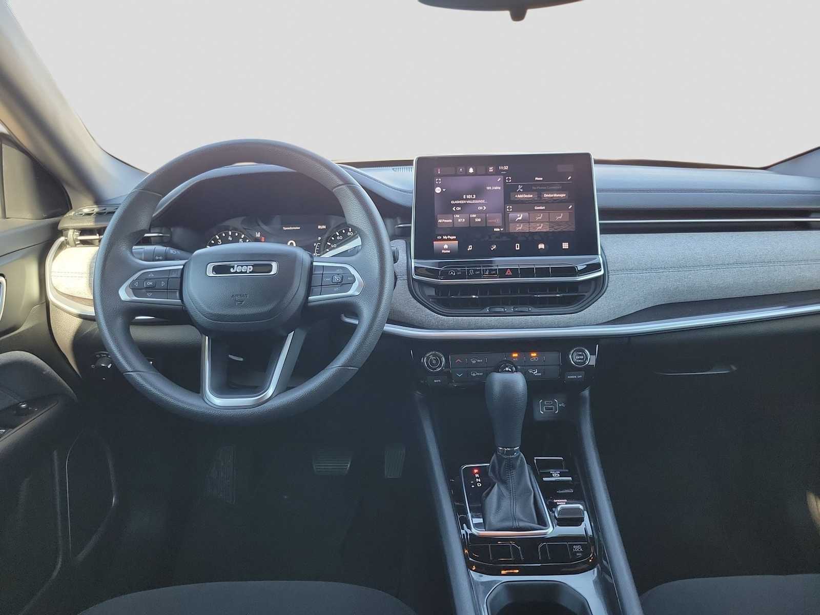 Thumbnail: 2023 Jeep Compass - 10