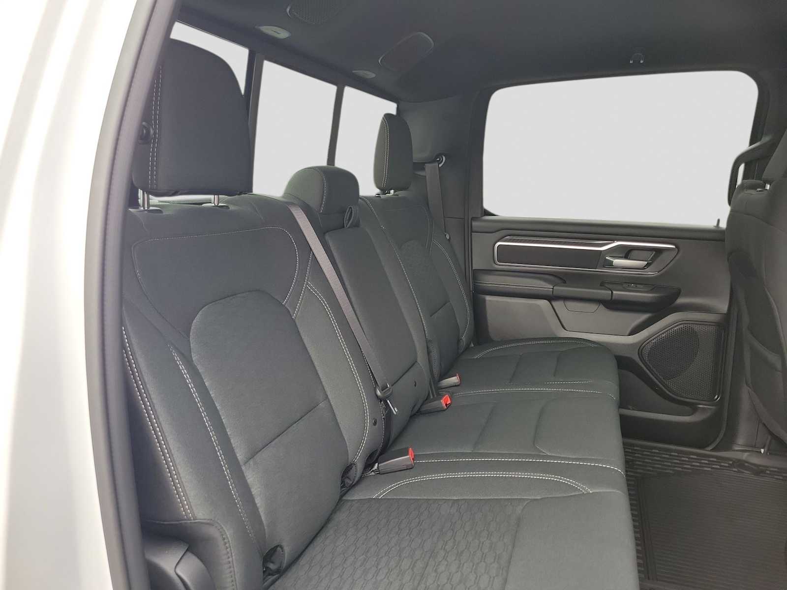 Thumbnail: 2026 RAM 1500 - 9