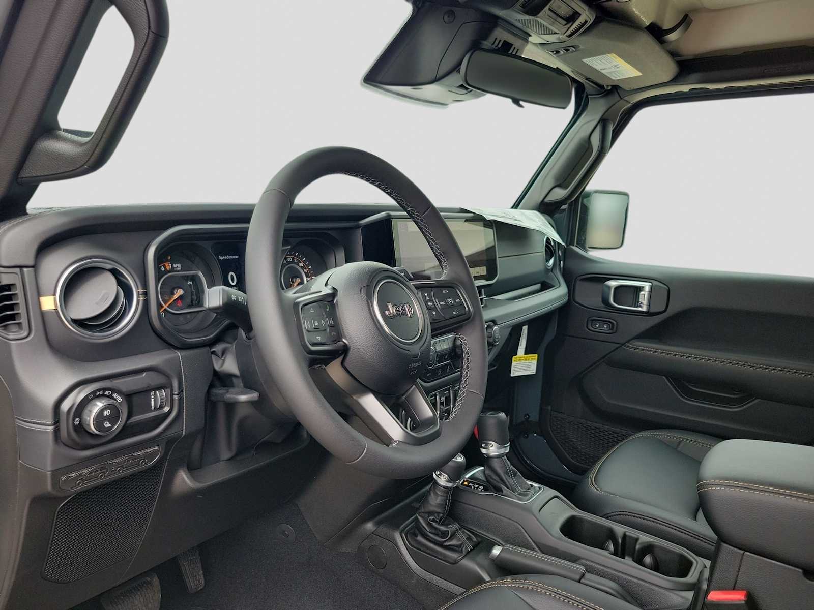 Thumbnail: 2026 Jeep Gladiator - 10