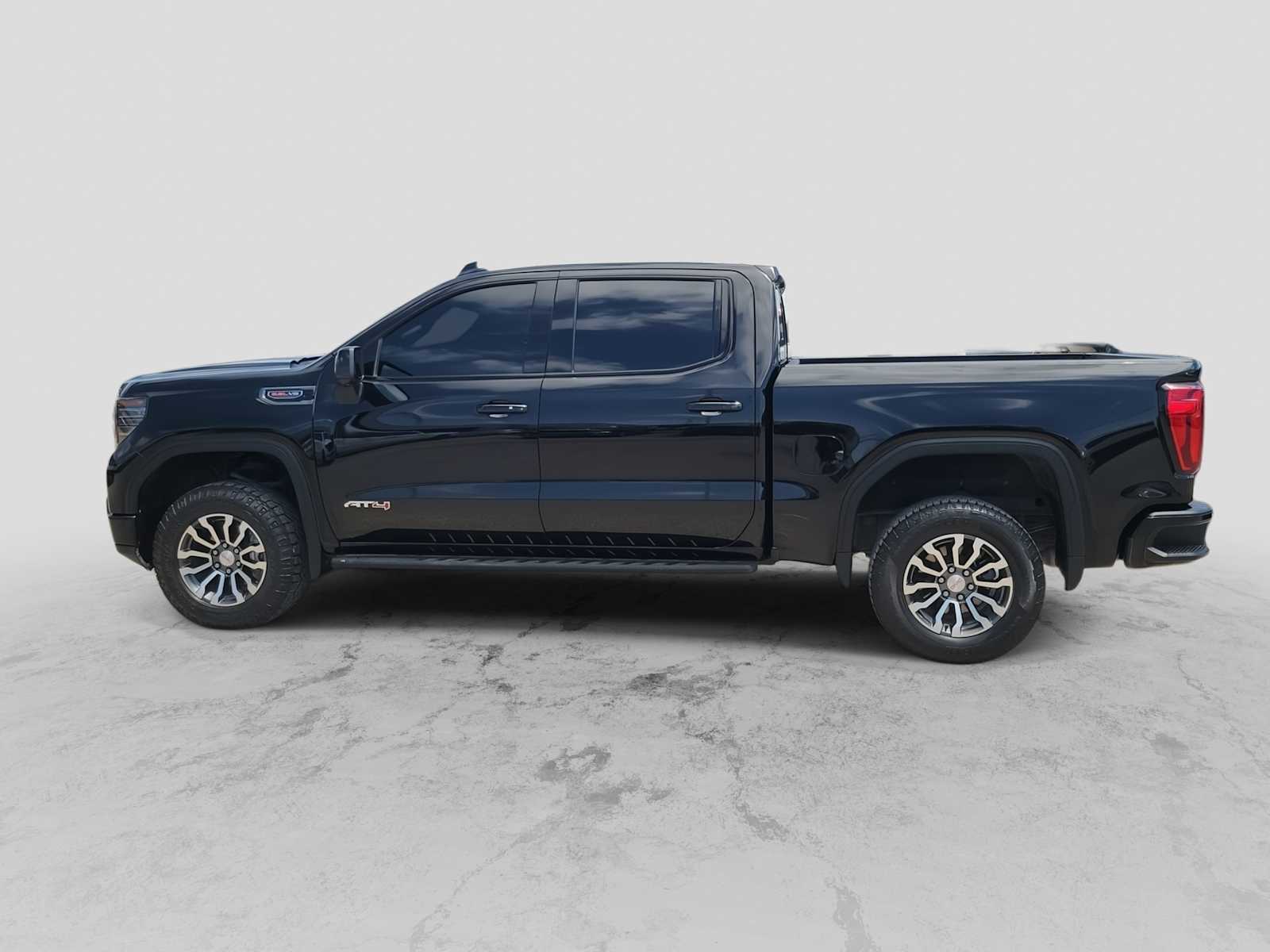 Thumbnail: 2023 GMC Sierra 1500 - 5