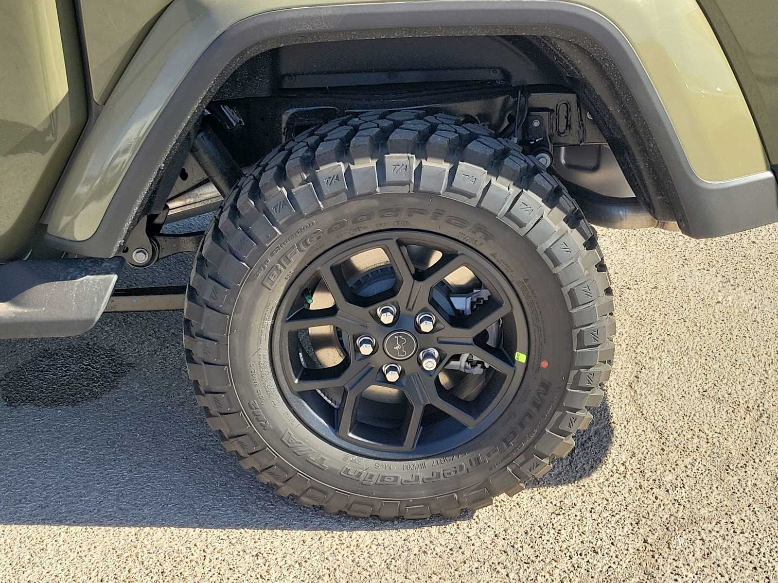 Thumbnail: 2026 Jeep Gladiator - 4