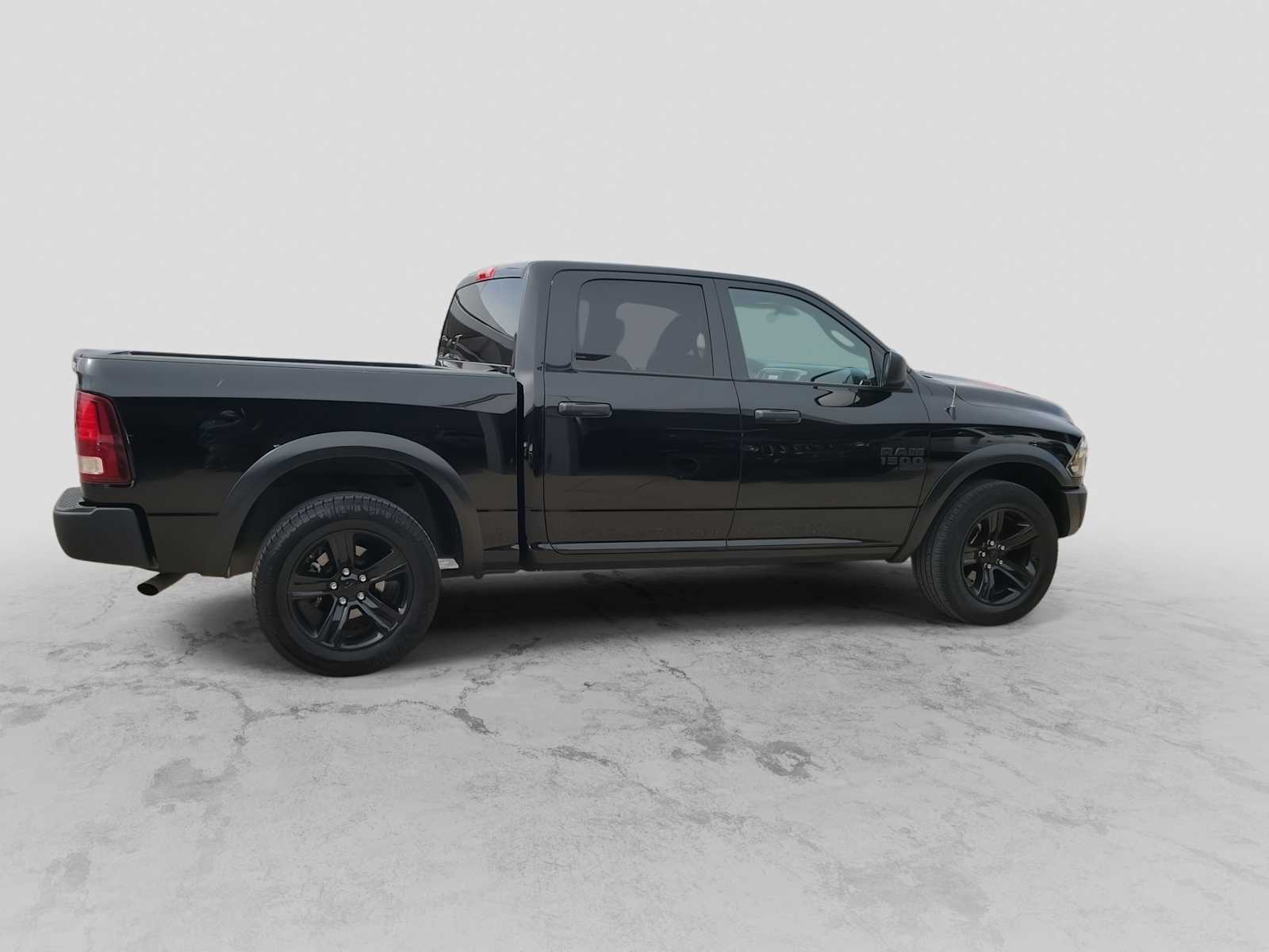Thumbnail: 2024 RAM 1500 Classic - 9