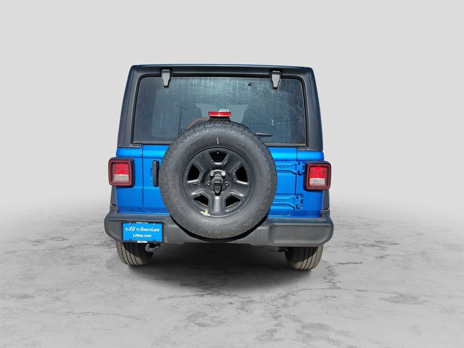 Thumbnail: 2026 Jeep Wrangler - 13
