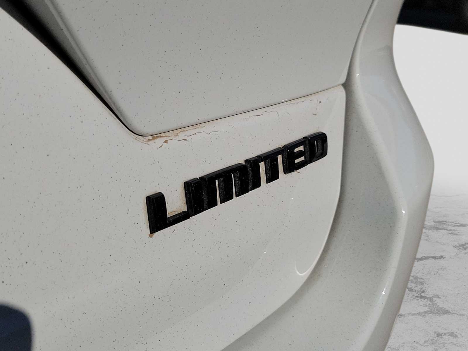 Thumbnail: 2024 Jeep Grand Cherokee - 3