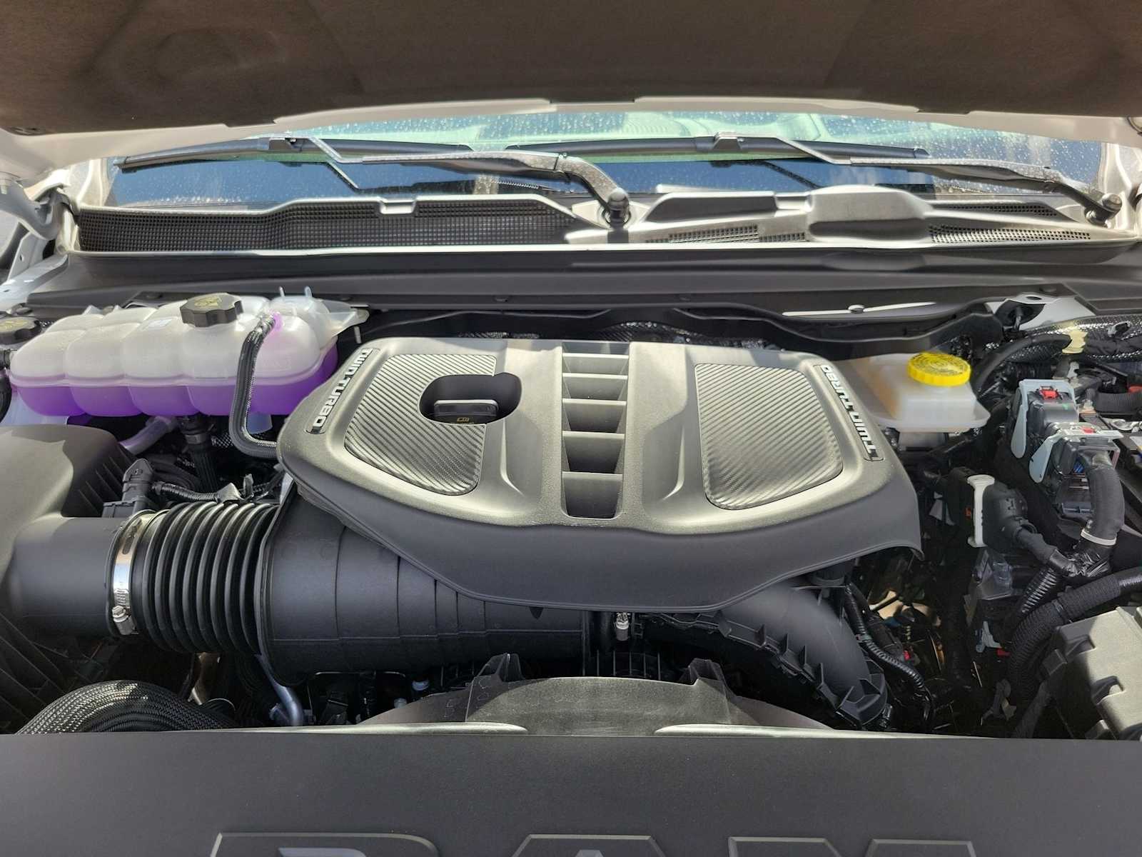 Thumbnail: 2026 RAM 1500 - 9