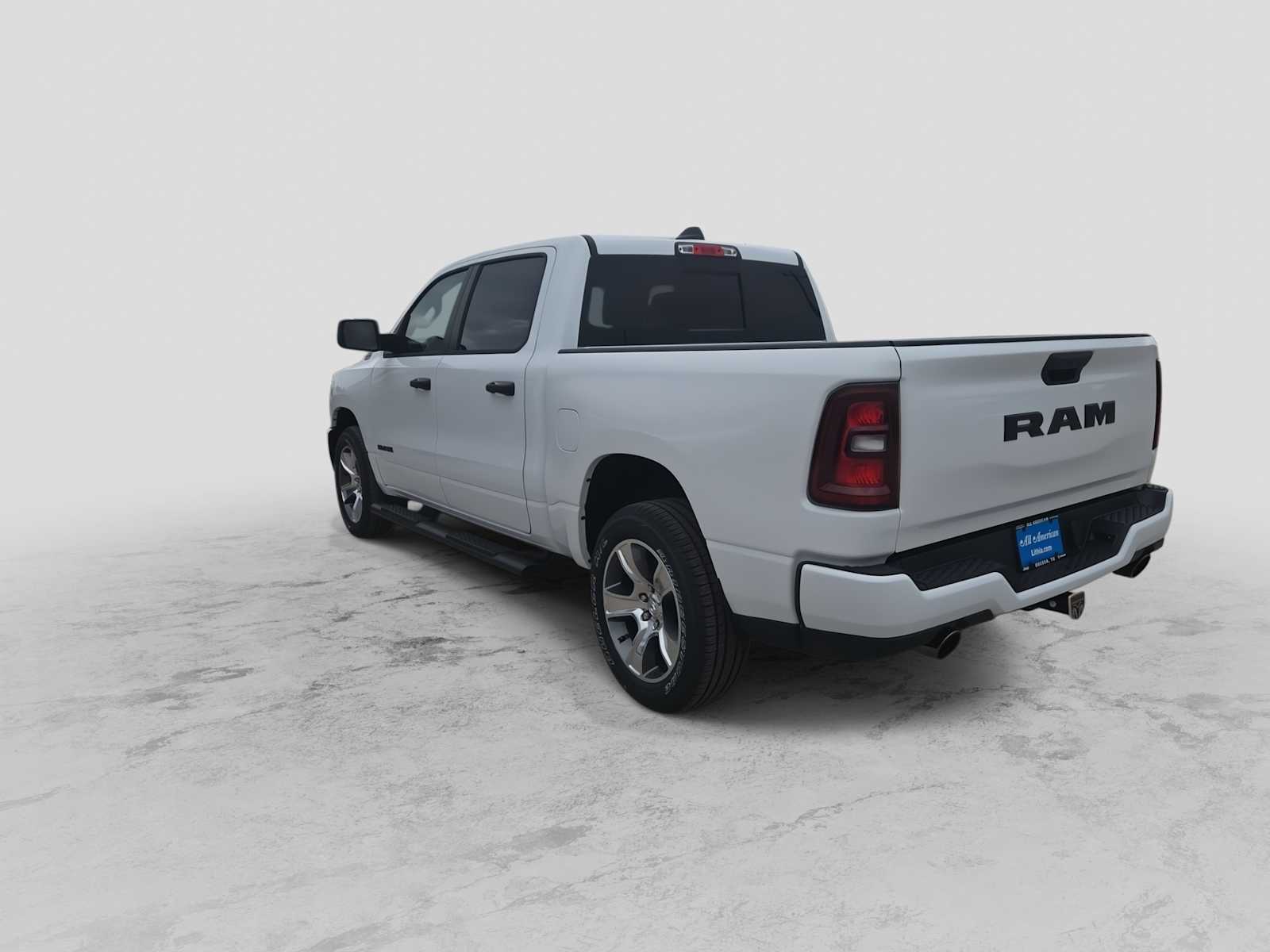 Thumbnail: 2026 RAM 1500 - 6