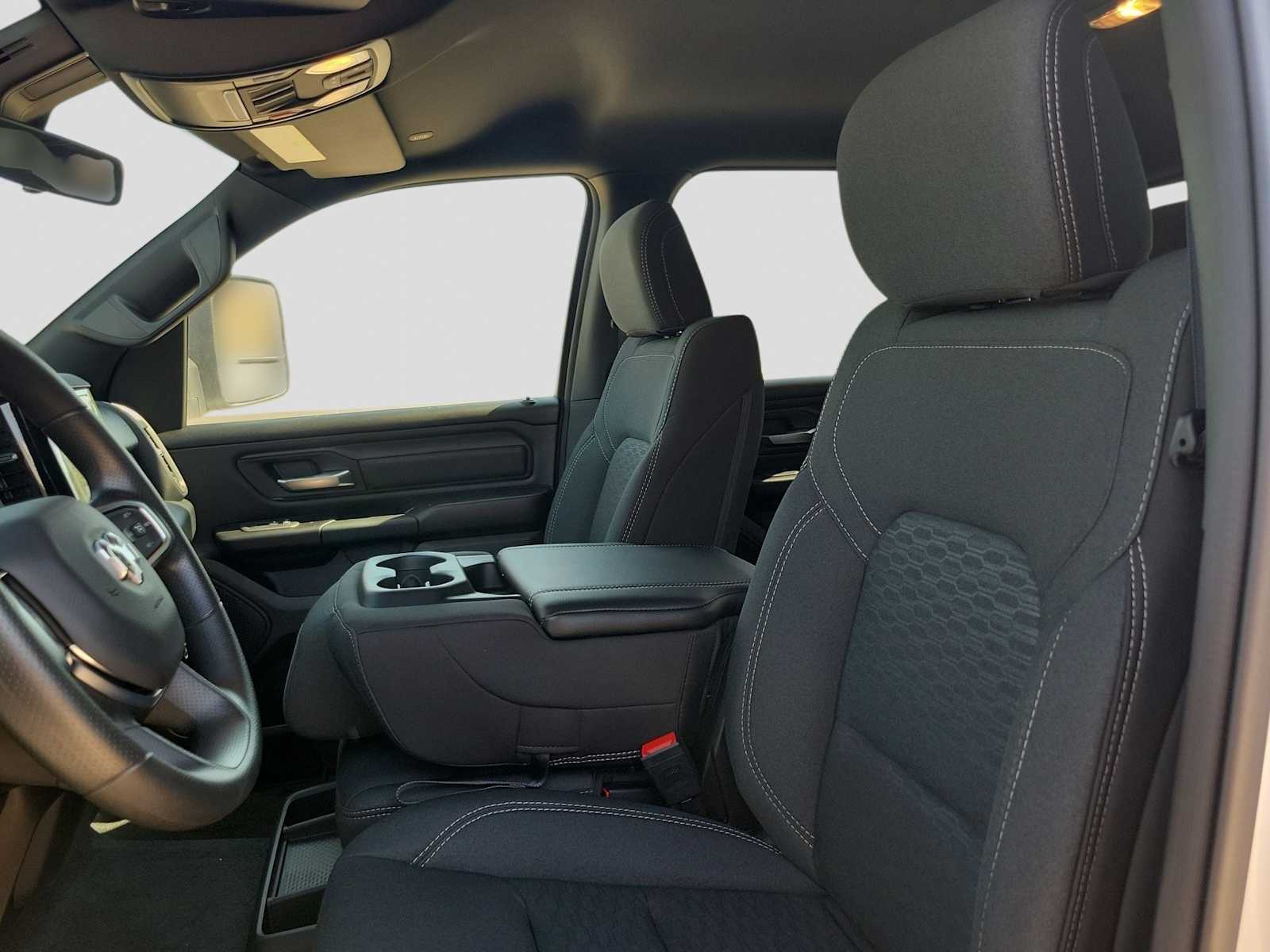 Thumbnail: 2025 RAM 1500 - 11