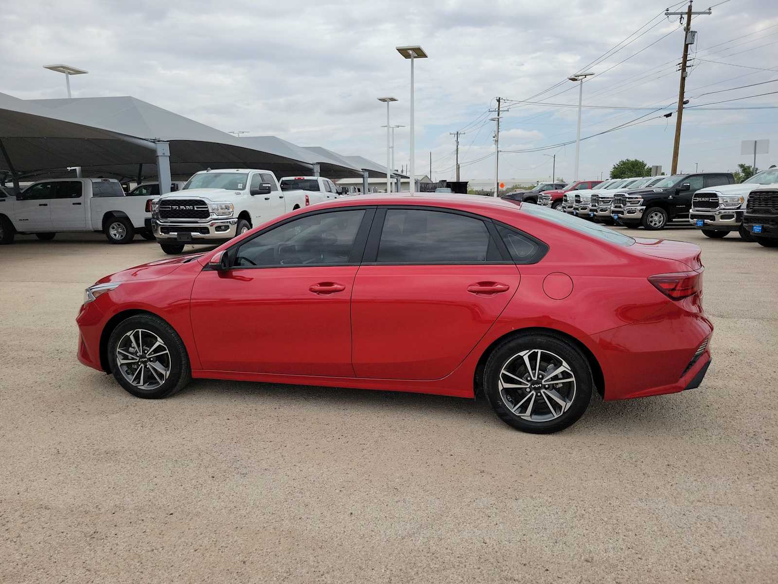 Thumbnail: 2023 Kia Forte - 3