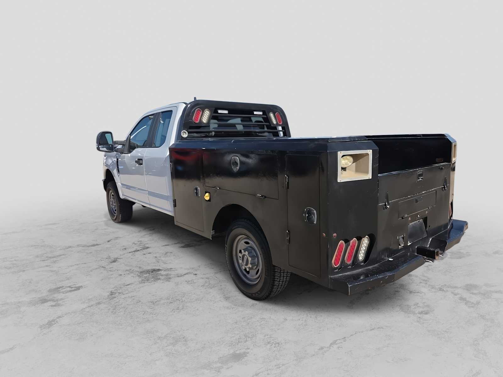 Thumbnail: 2018 Ford F-250 - 4