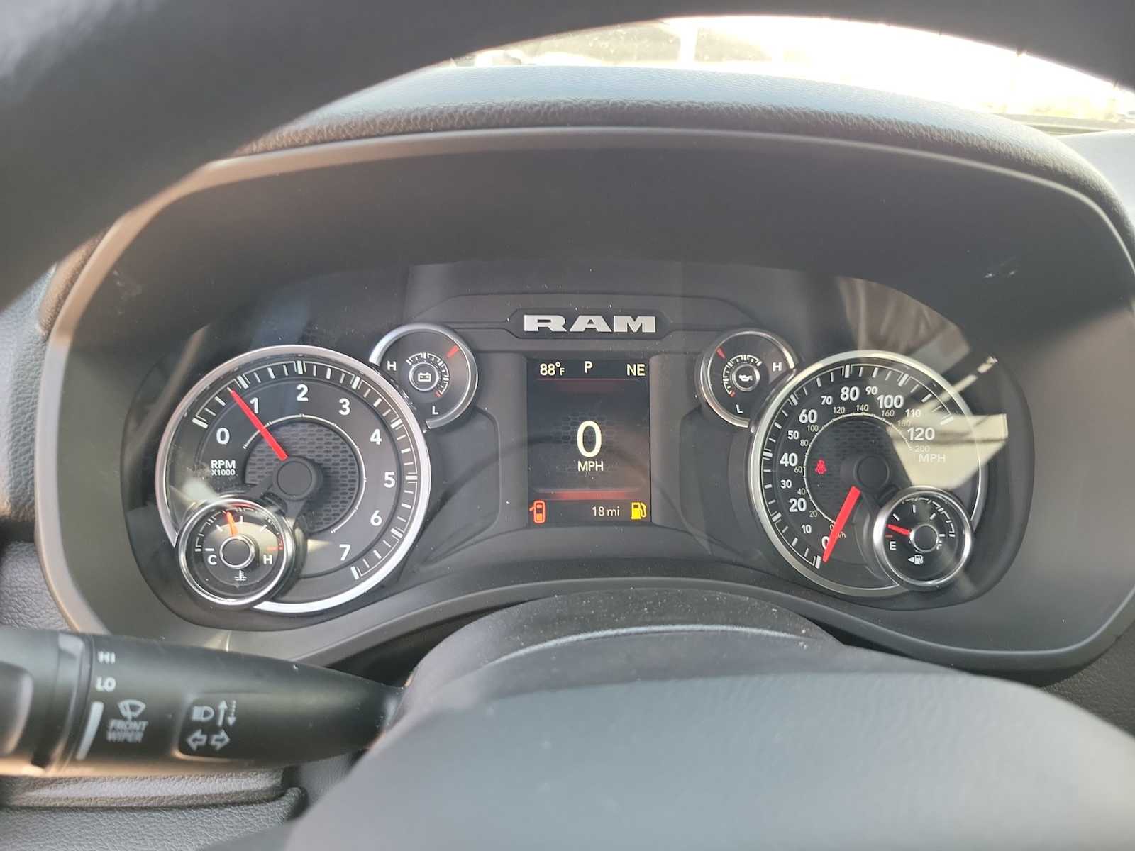 Thumbnail: 2025 RAM 1500 - 18