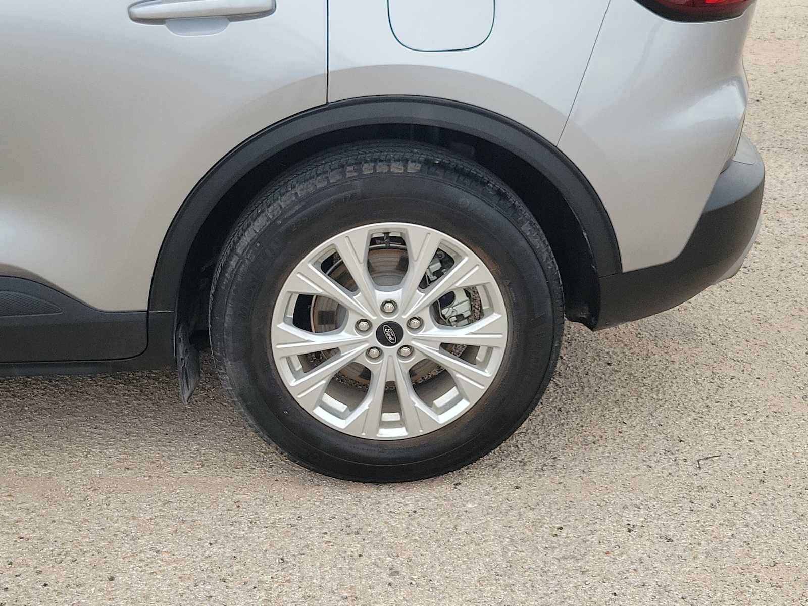 Thumbnail: 2024 Ford Escape - 8