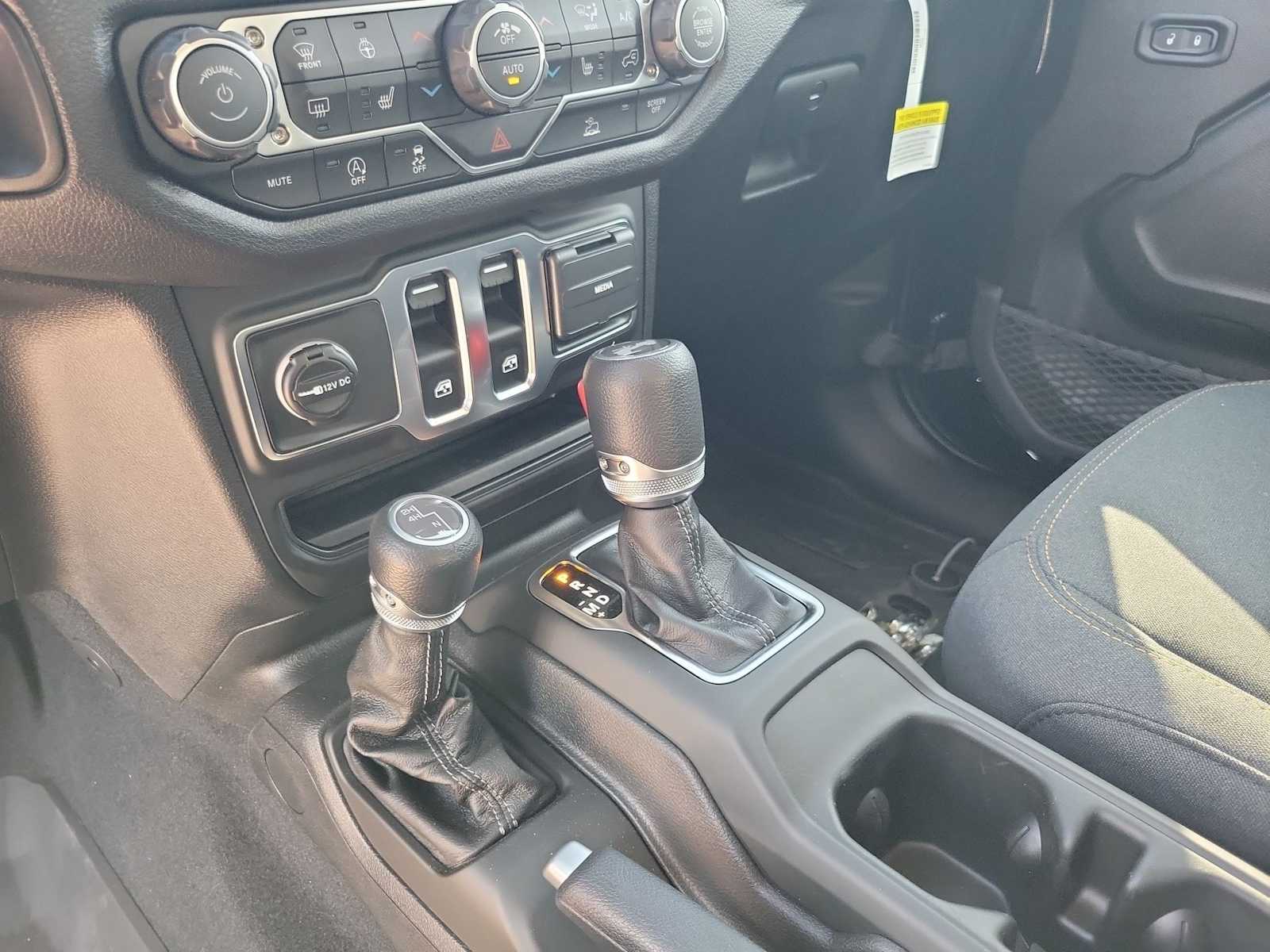 Thumbnail: 2026 Jeep Wrangler - 21