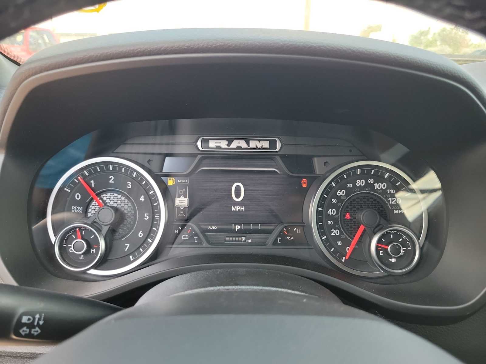 Thumbnail: 2025 RAM 1500 - 18