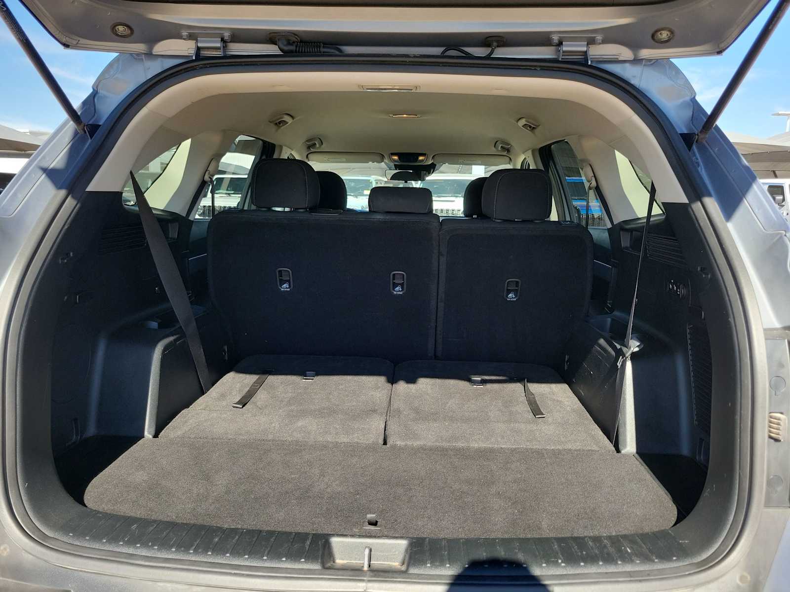 Thumbnail: 2022 Kia Sorento - 19