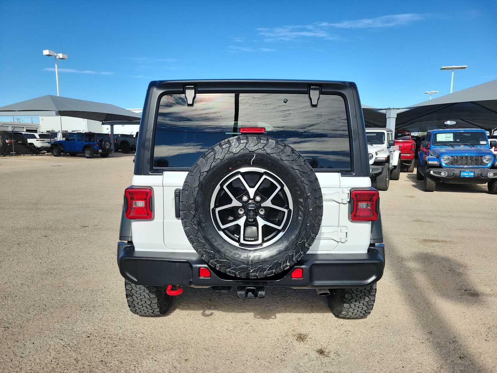 Thumbnail: 2024 Jeep Wrangler - 5