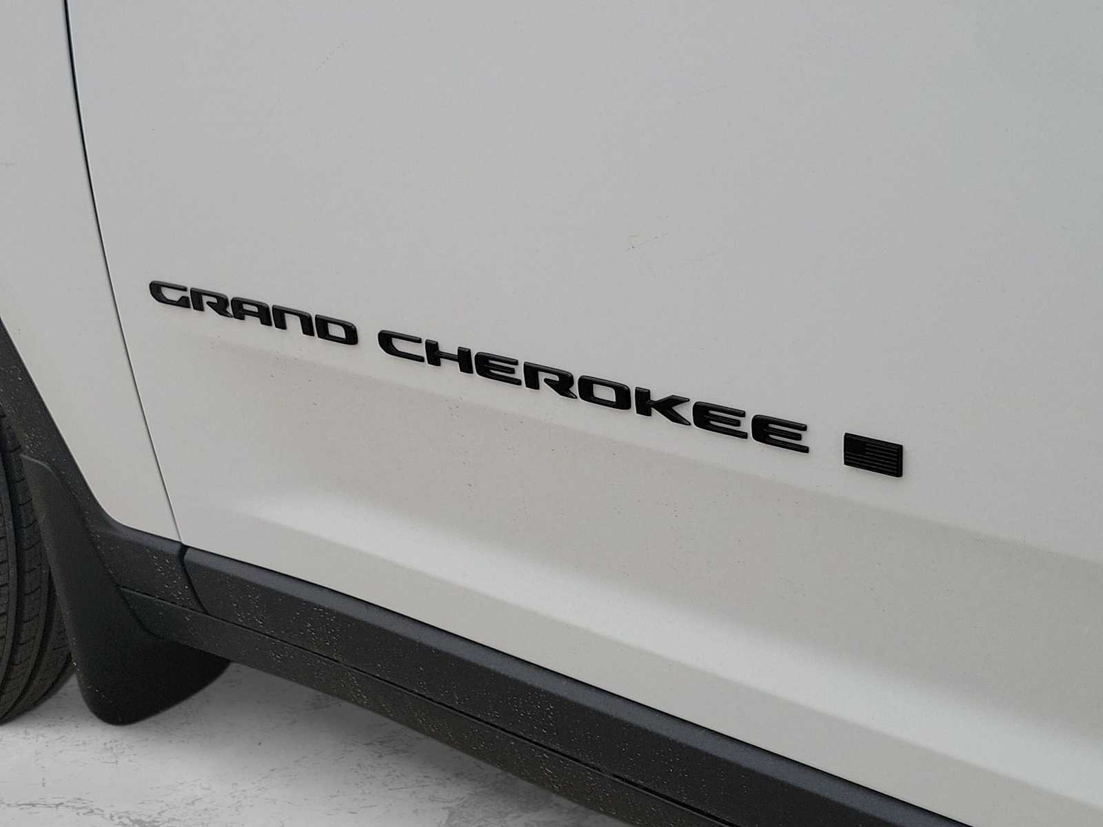 Thumbnail: 2026 Jeep Grand Cherokee - 11