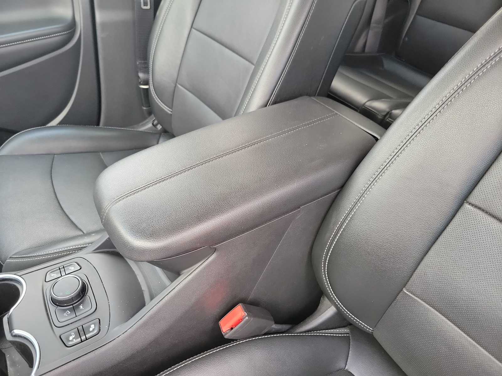 Thumbnail: 2024 GMC Terrain - 16