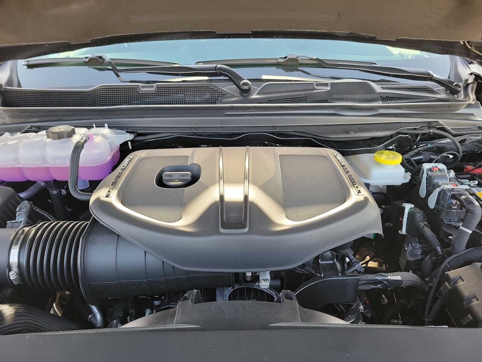 Thumbnail: 2026 RAM 1500 - 9