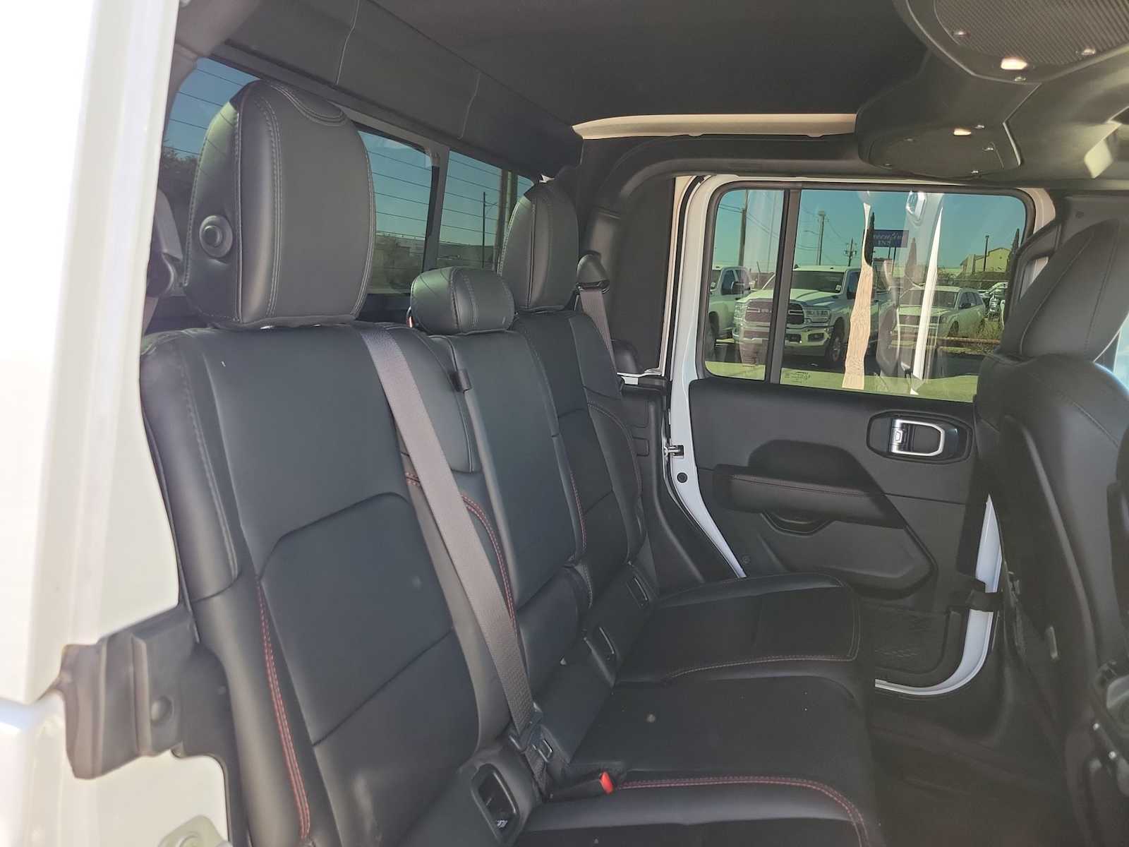 Thumbnail: 2024 Jeep Gladiator - 13