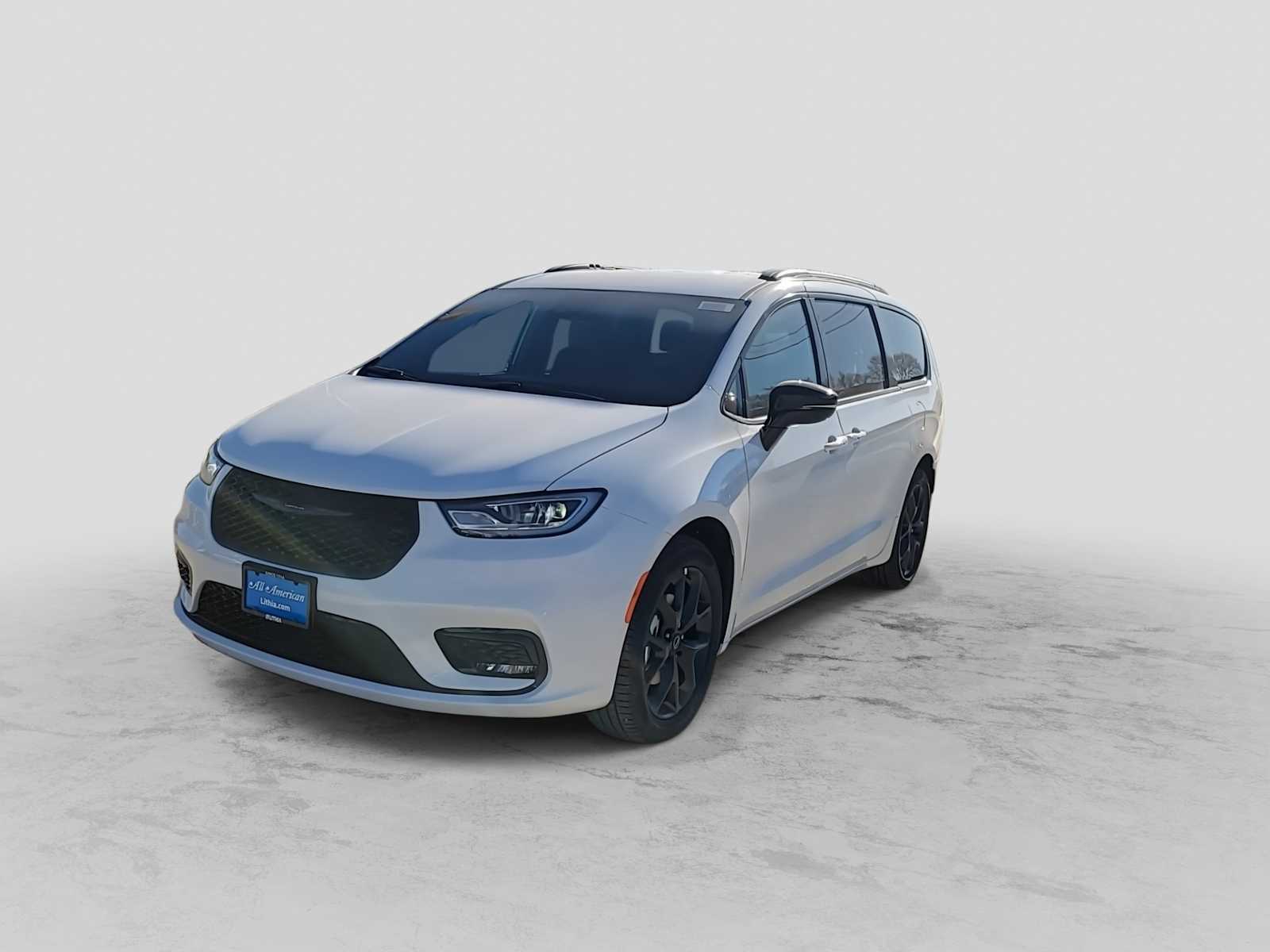 Thumbnail: 2026 Chrysler Pacifica - 5