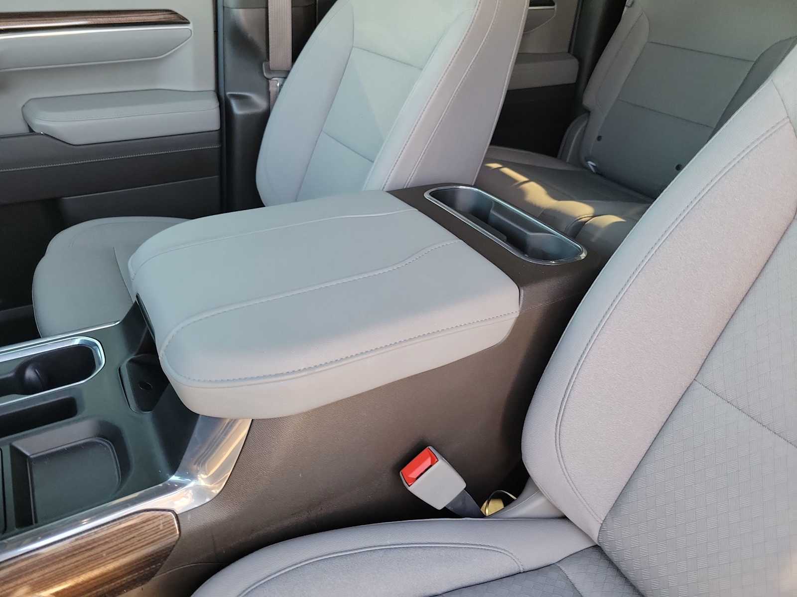 Thumbnail: 2024 Chevrolet Silverado 1500 - 16