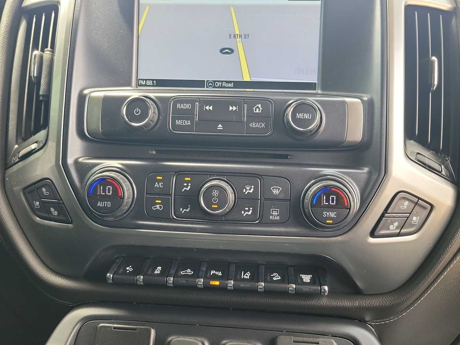 Thumbnail: 2019 Chevrolet Silverado 2500 - 21
