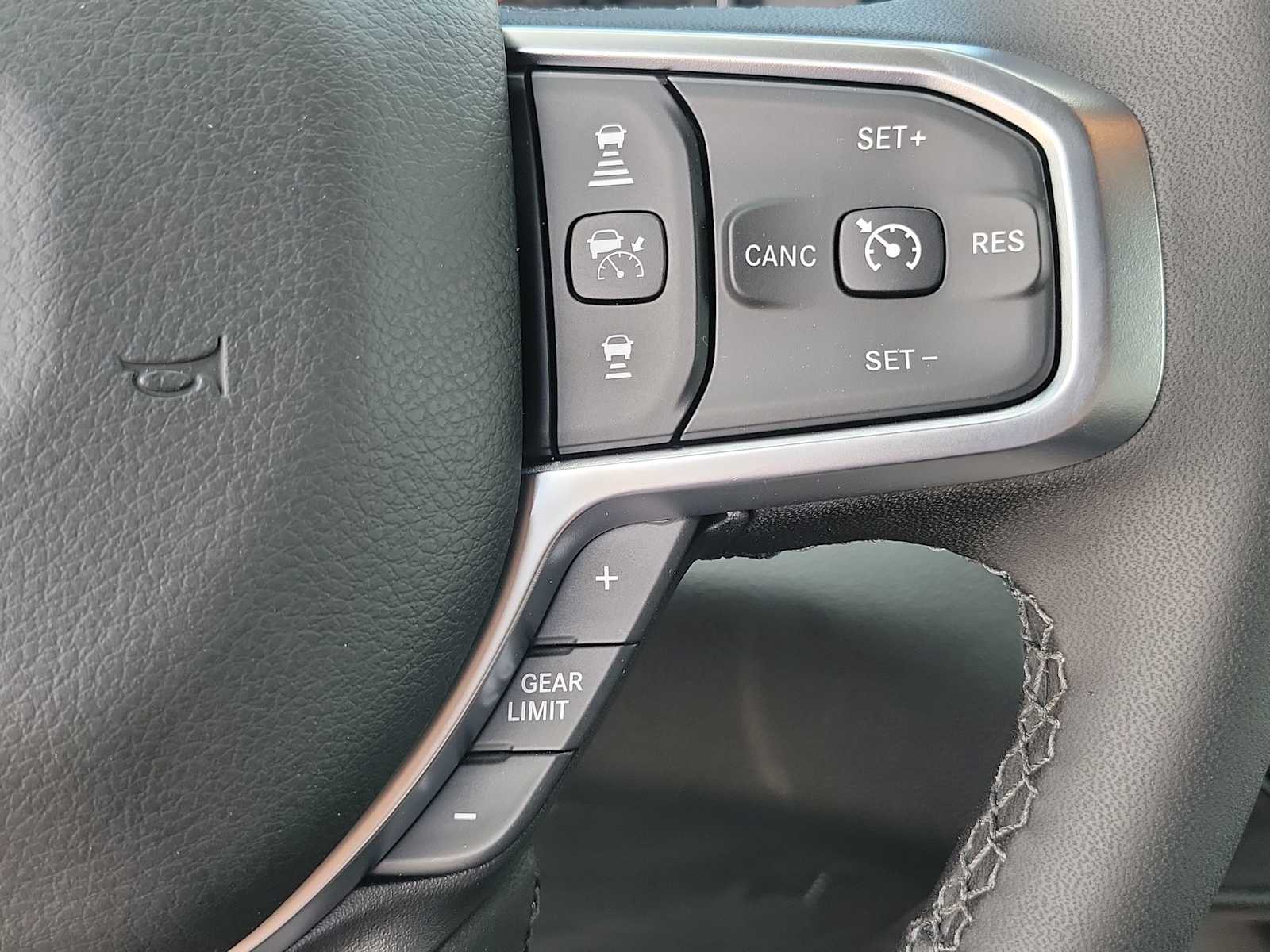 Thumbnail: 2025 RAM 1500 - 19