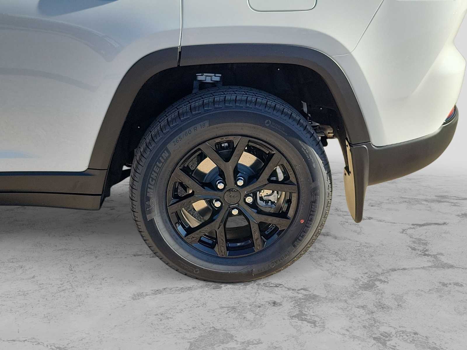 Thumbnail: 2025 Jeep Grand Cherokee - 8