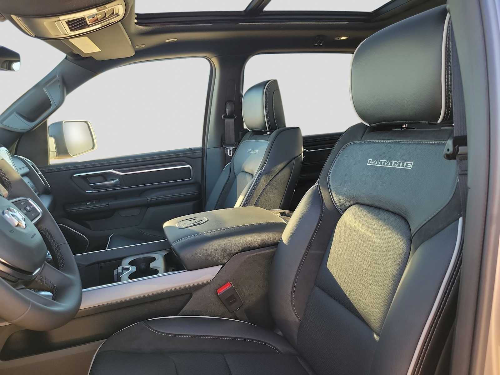 Thumbnail: 2026 RAM 1500 - 11