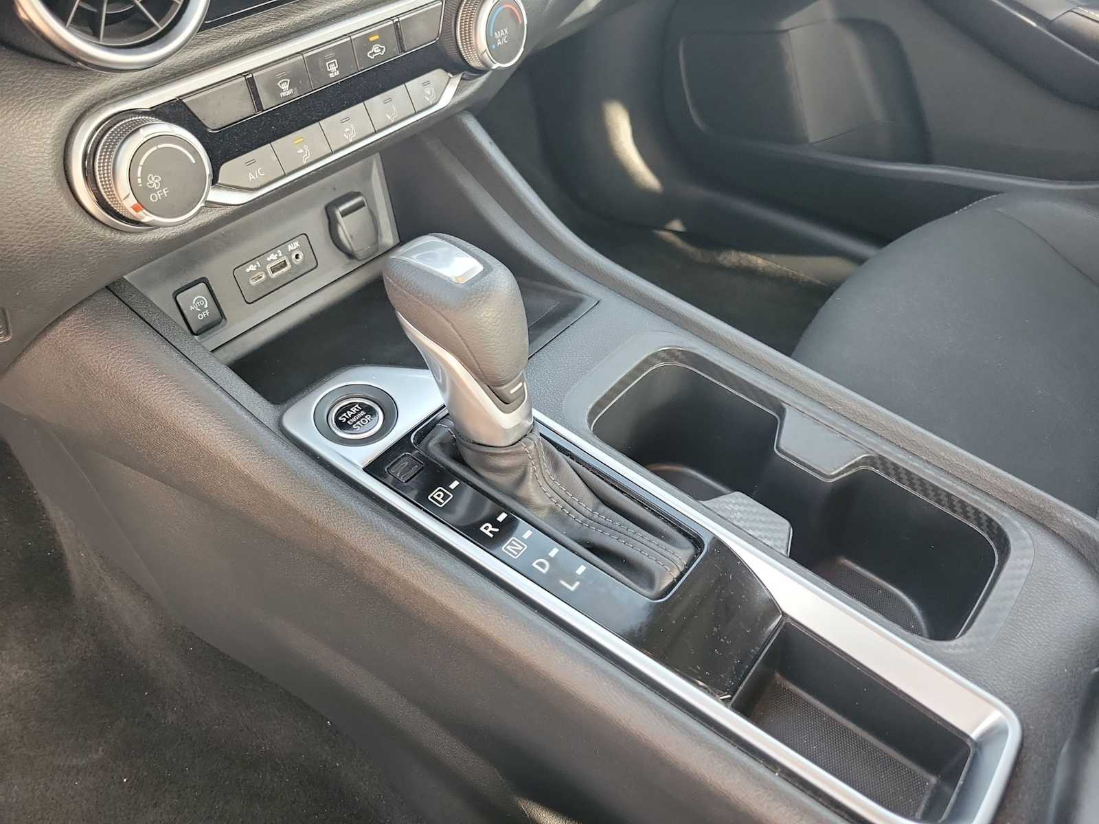 Thumbnail: 2024 Nissan Sentra - 17