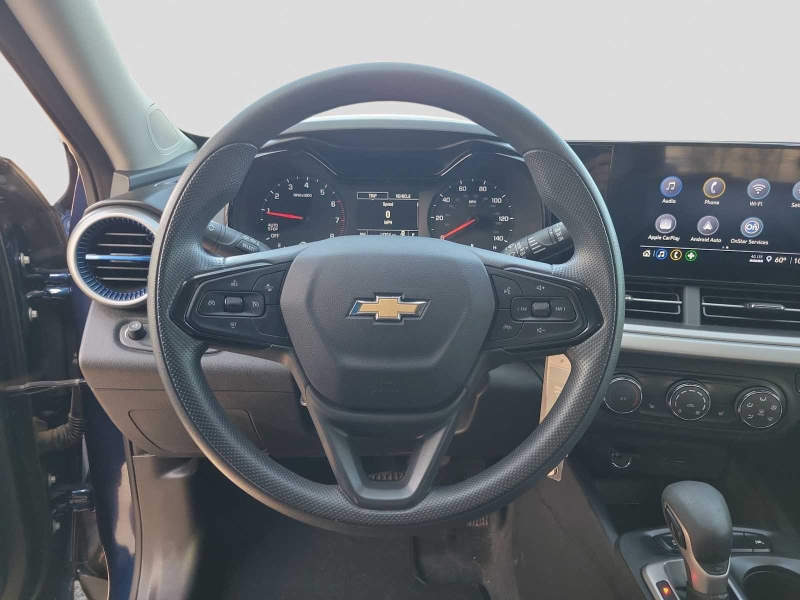 Thumbnail: 2024 Chevrolet Trax - 15