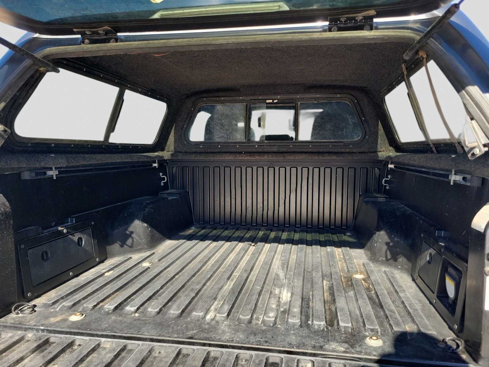 Thumbnail: 2018 Toyota Tacoma - 19