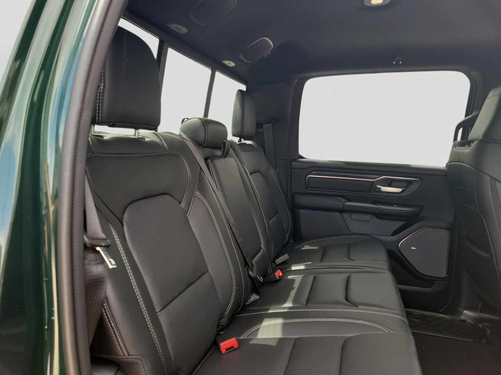Thumbnail: 2026 RAM 1500 - 17