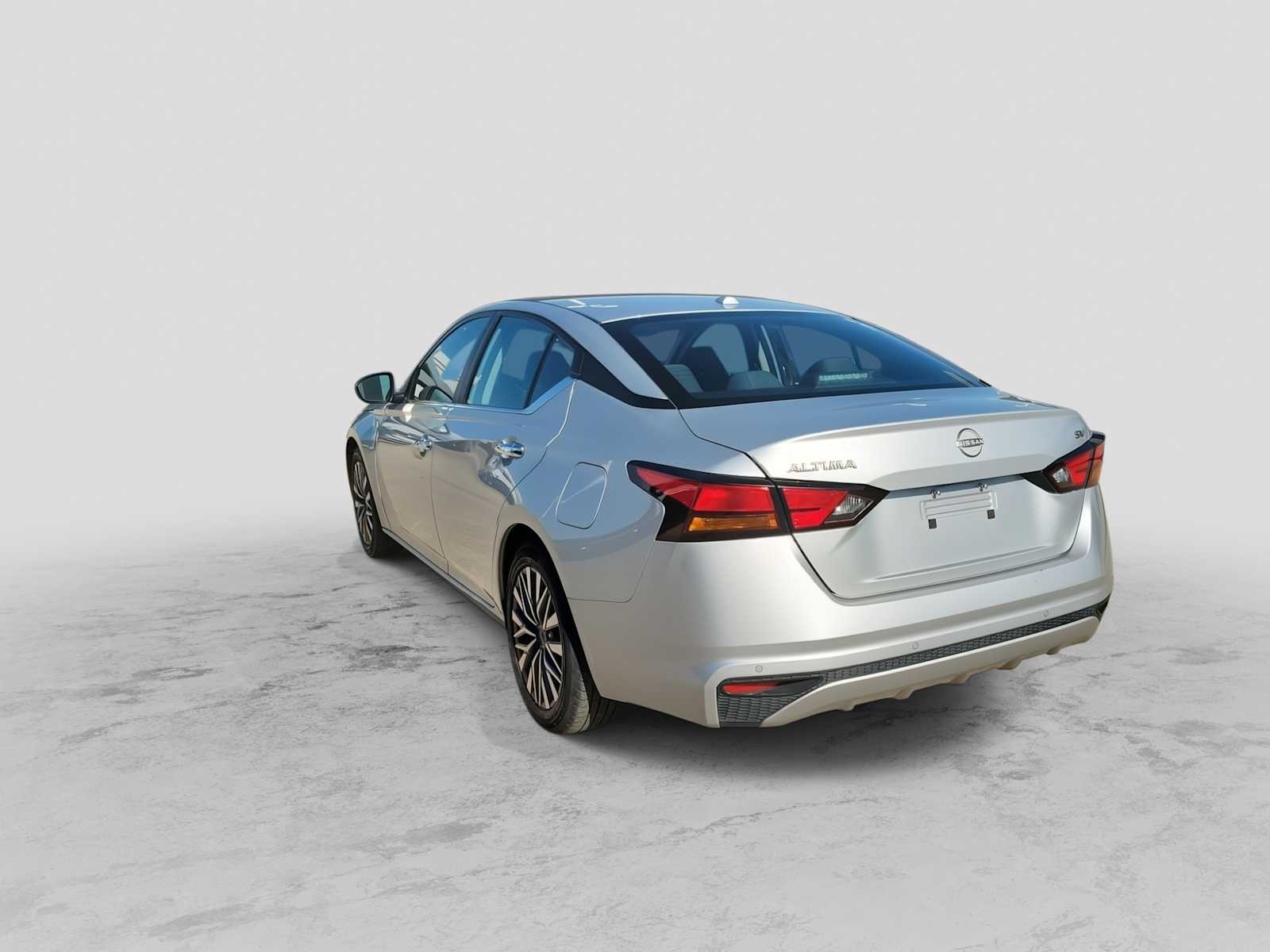 Thumbnail: 2024 Nissan Altima - 6