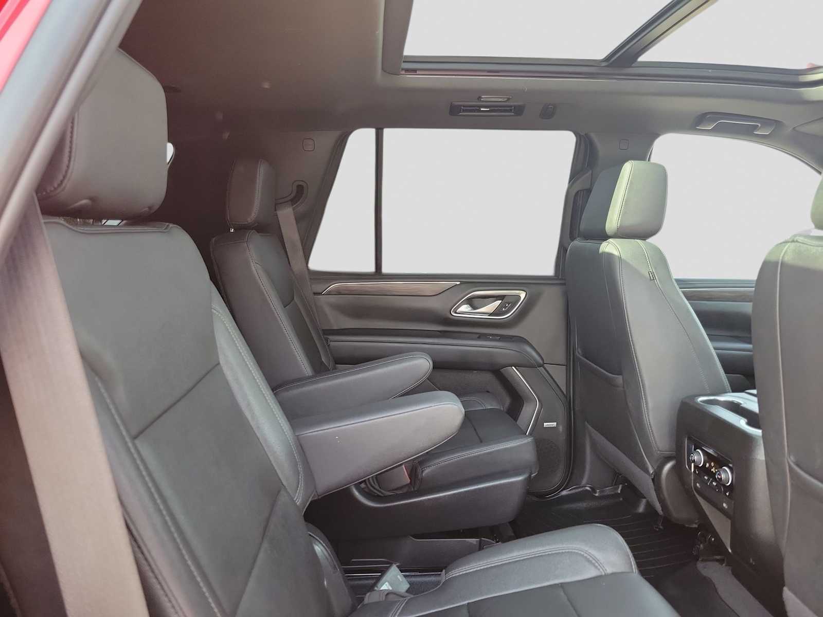 Thumbnail: 2022 Chevrolet Tahoe - 18