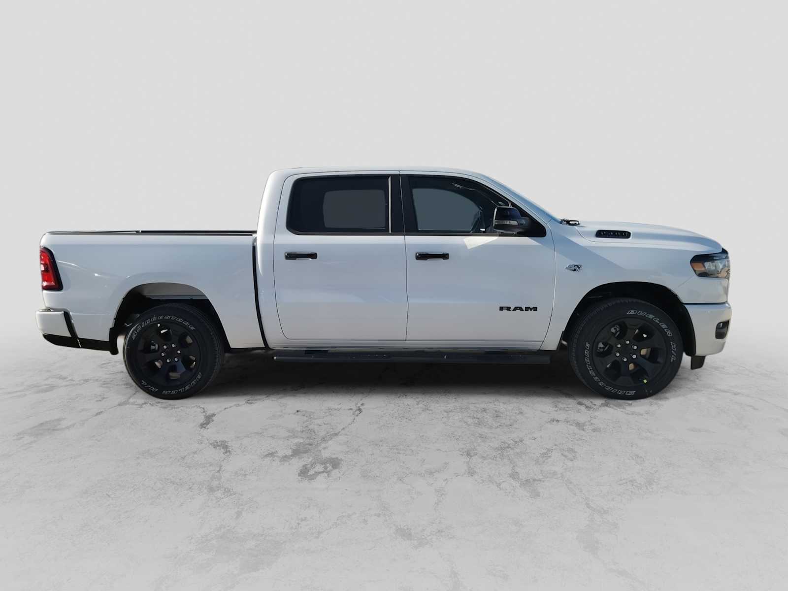 Thumbnail: 2026 RAM 1500 - 9