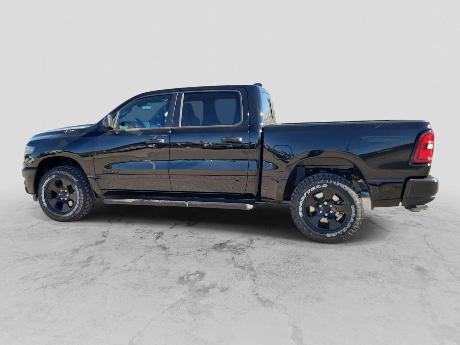 Thumbnail: 2026 RAM 1500 - 3
