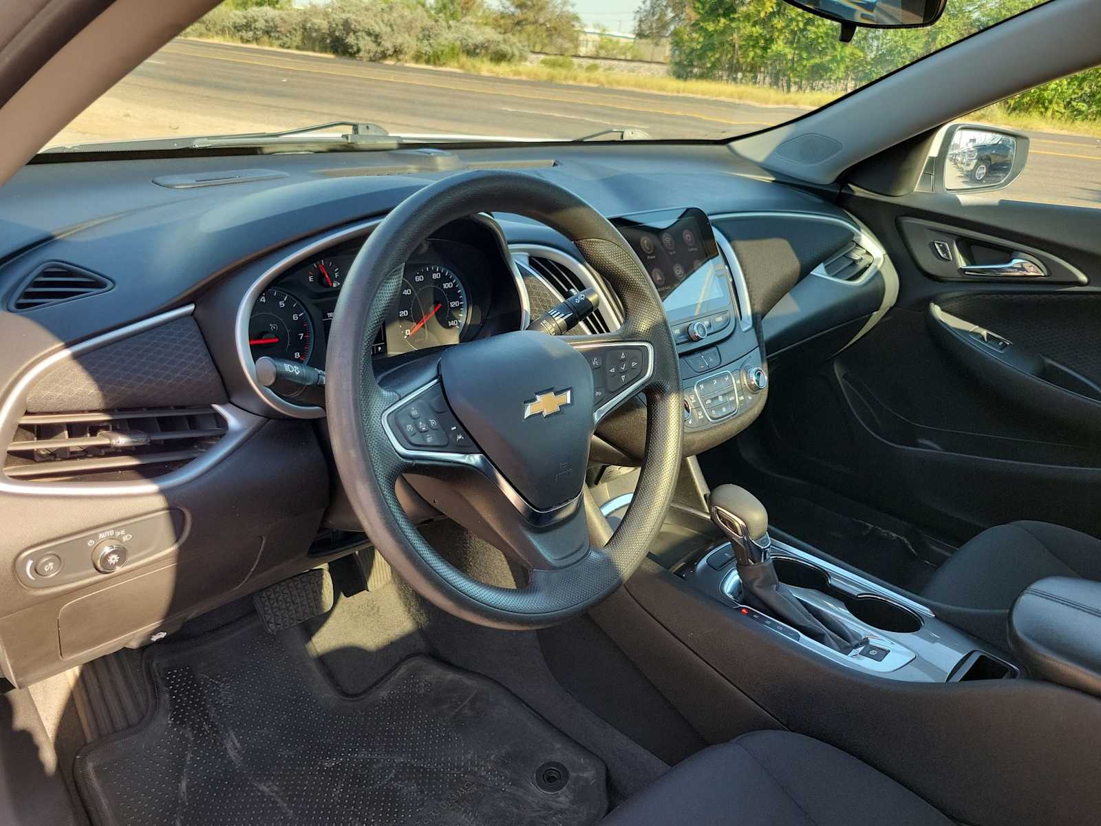 Thumbnail: 2023 Chevrolet Malibu - 2