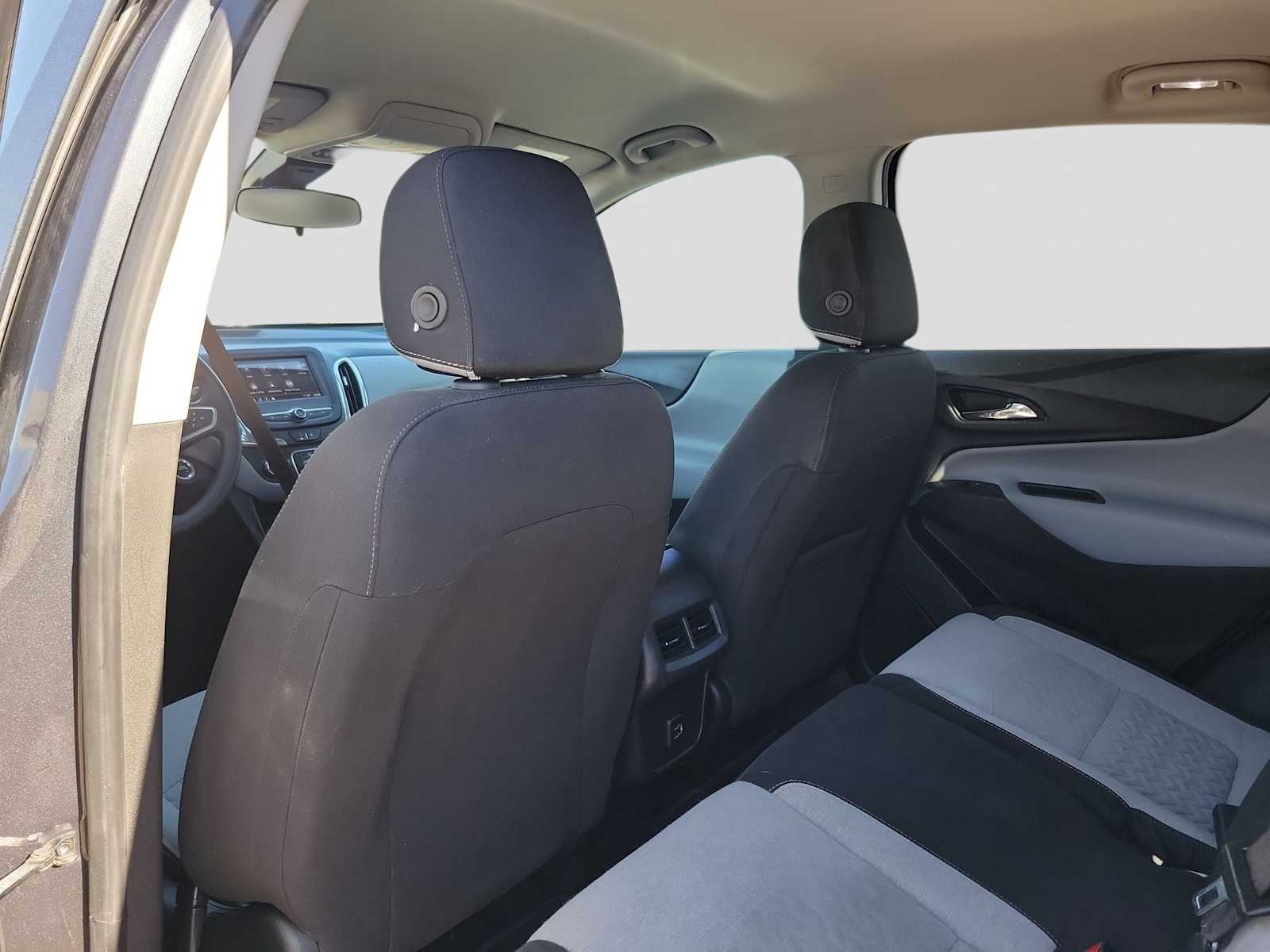 Thumbnail: 2022 Chevrolet Equinox - 16