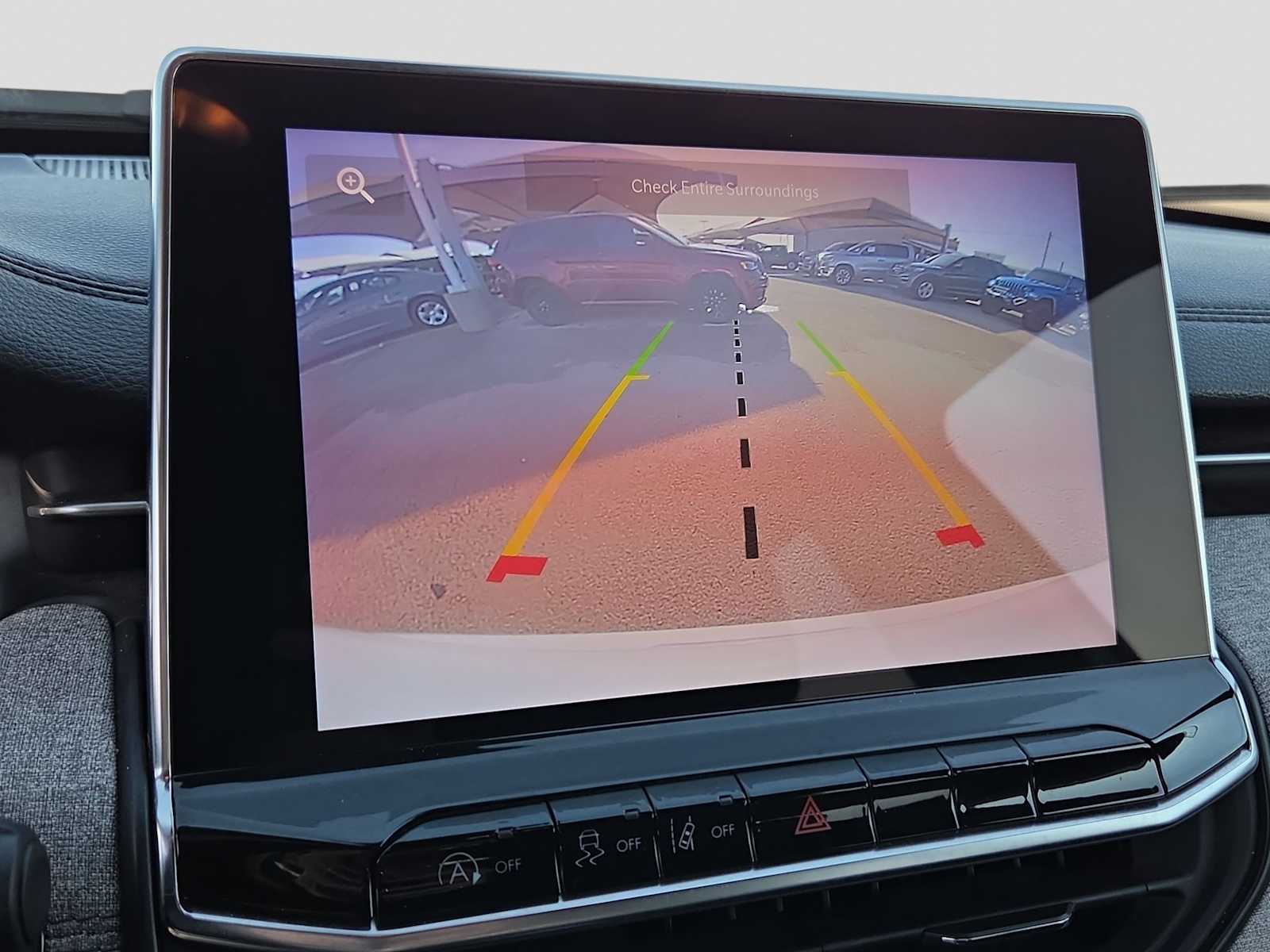 Thumbnail: 2023 Jeep Compass - 16