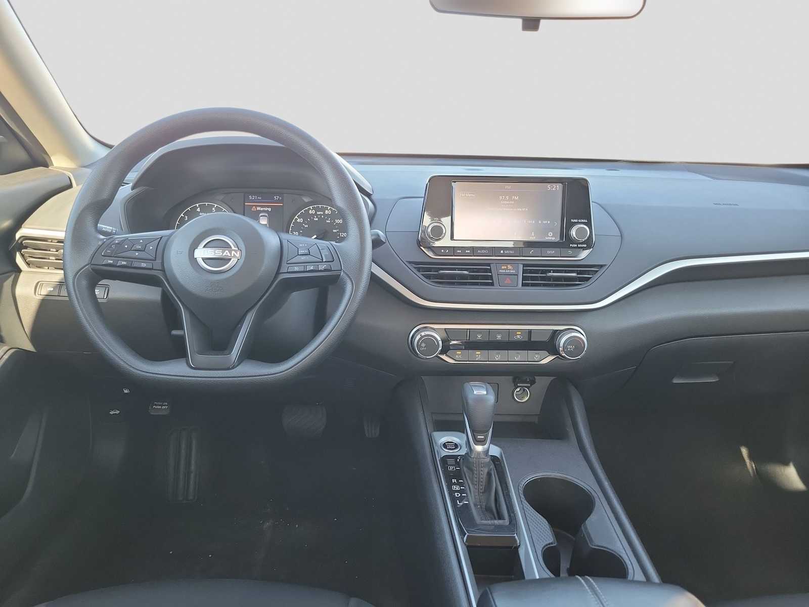 Thumbnail: 2024 Nissan Altima - 10