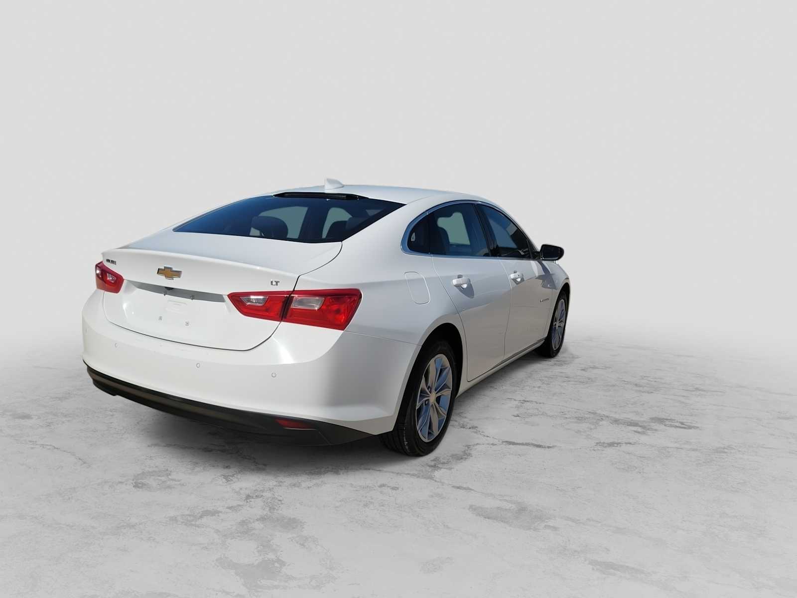 Thumbnail: 2024 Chevrolet Malibu - 8