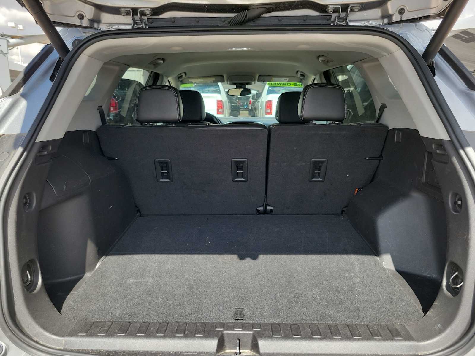 Thumbnail: 2024 GMC Terrain - 19