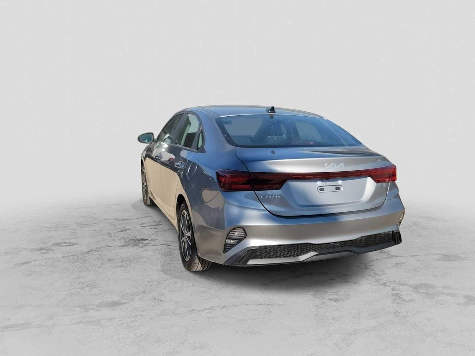 Thumbnail: 2024 Kia Forte - 6