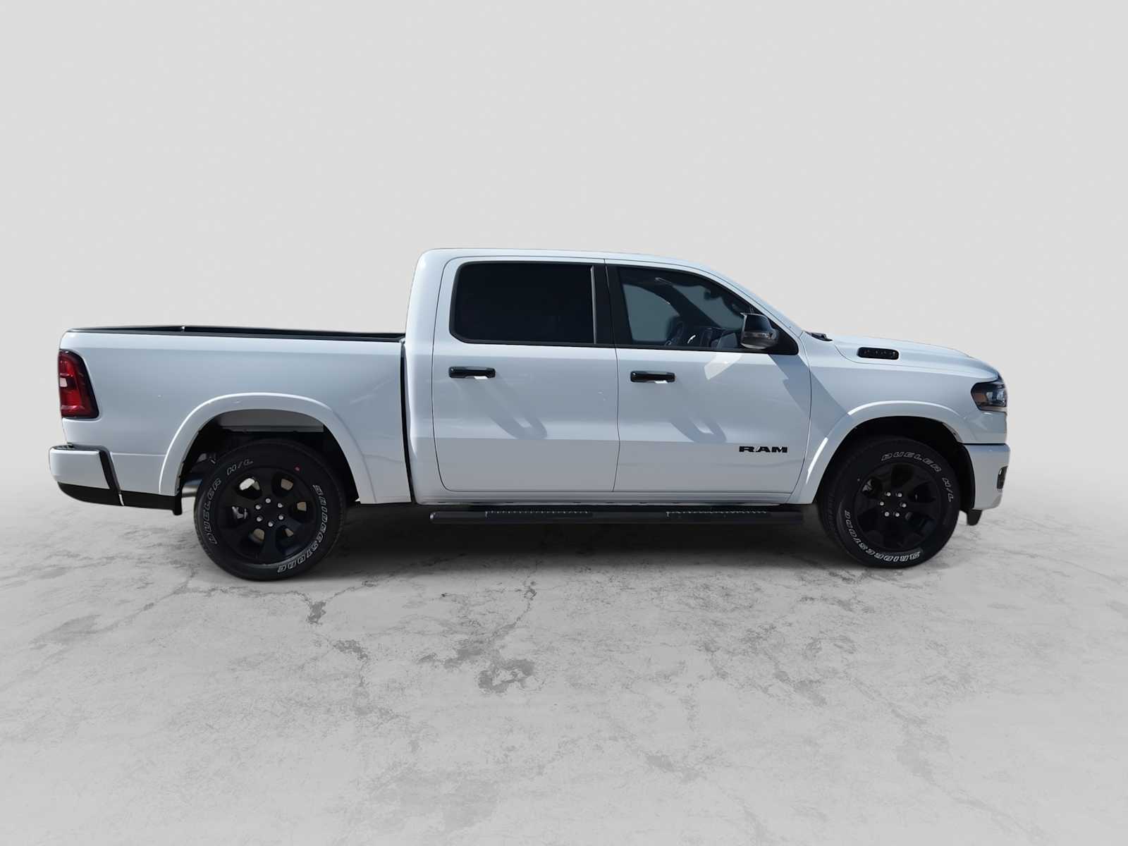 Thumbnail: 2026 RAM 1500 - 9