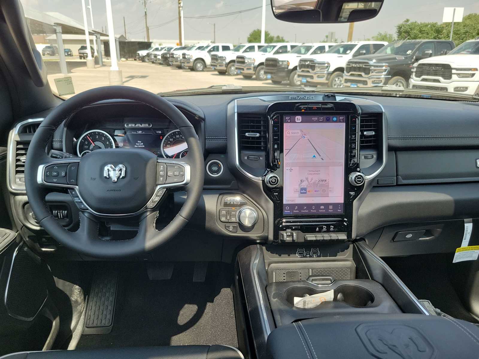 2025 RAM 1500 Laramie 10