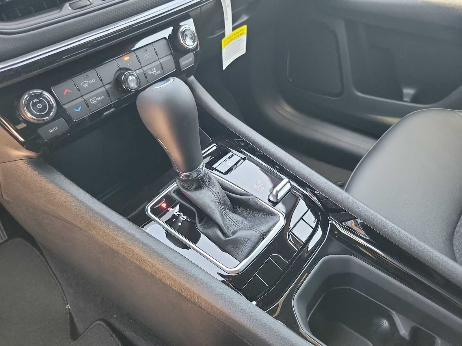 Thumbnail: 2026 Jeep Compass - 21