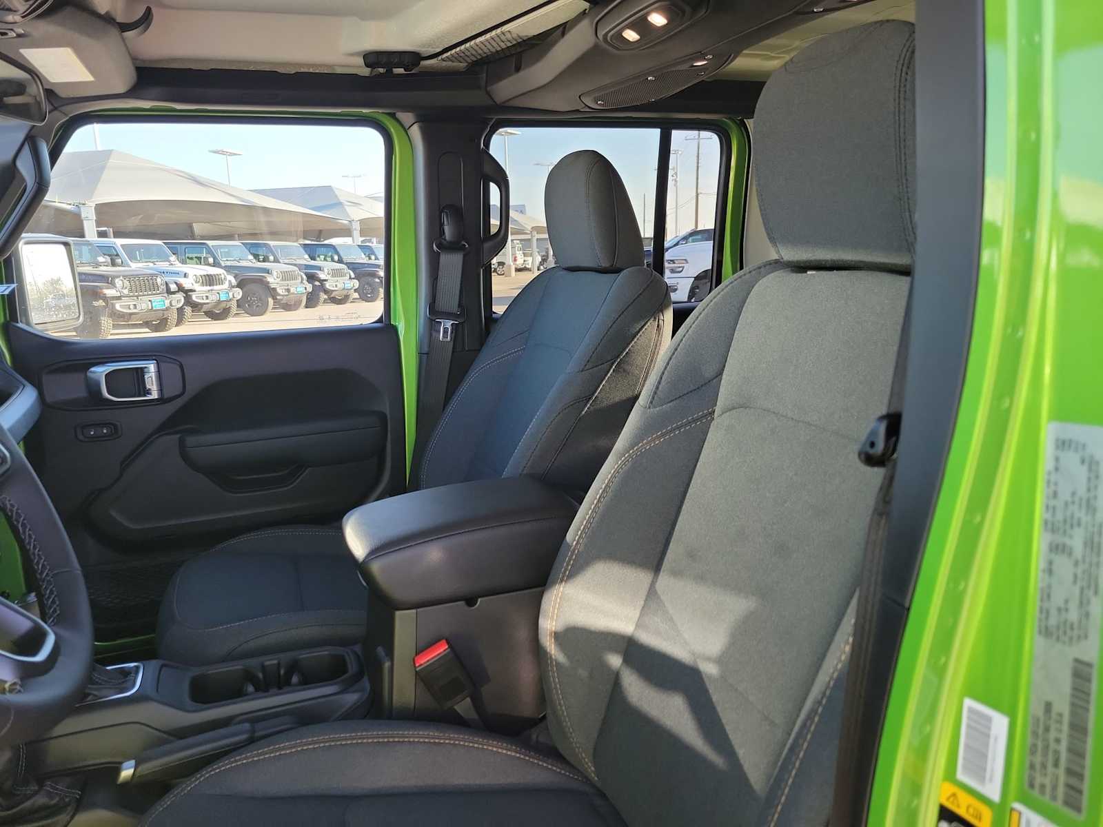 Thumbnail: 2026 Jeep Wrangler - 19