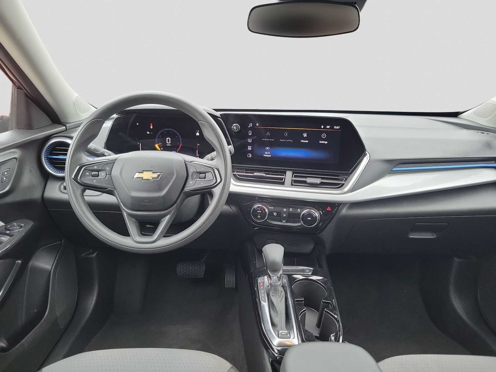 Thumbnail: 2024 Chevrolet Trax - 14