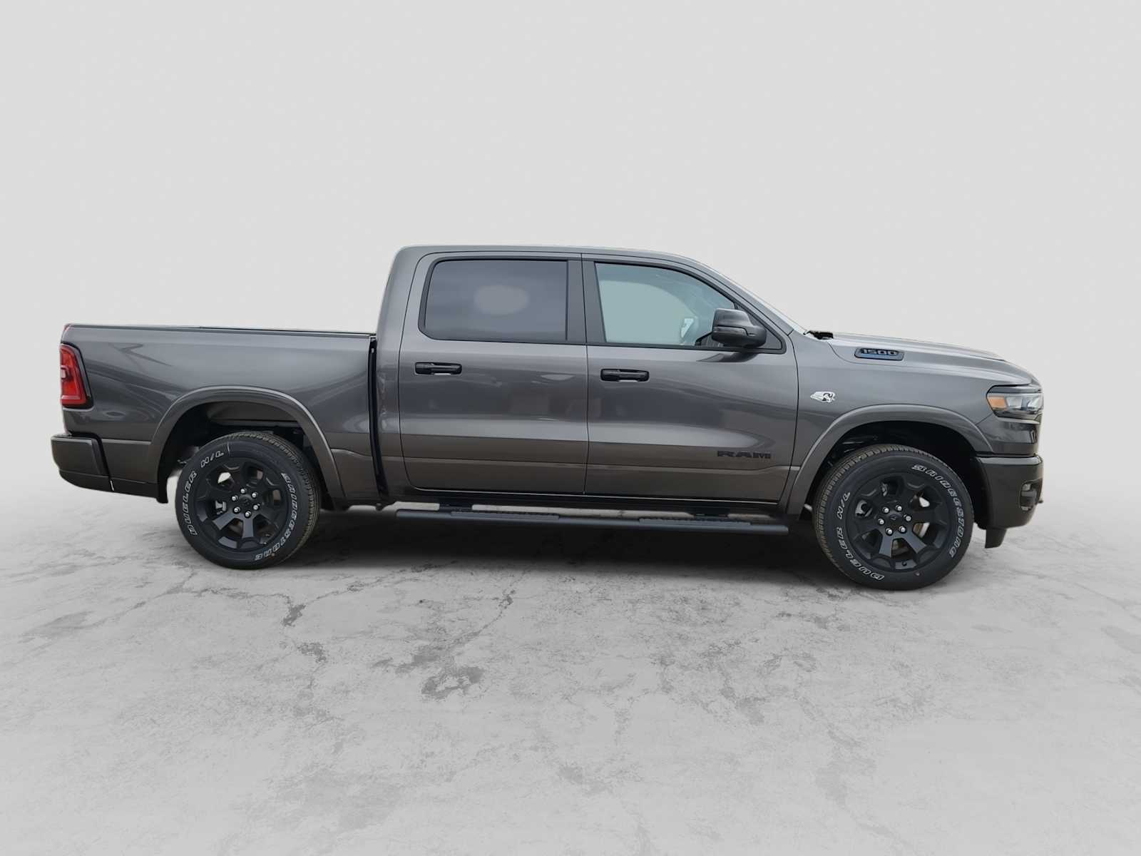 Thumbnail: 2026 RAM 1500 - 9